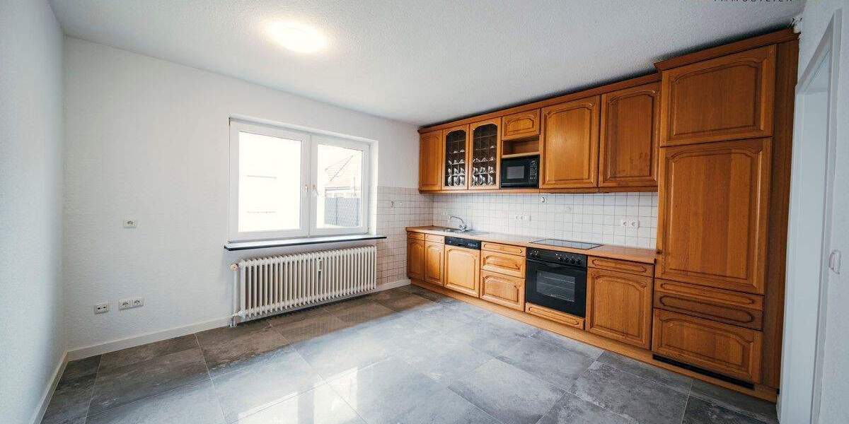 Einfamilienhaus Wiefelstede - 6 Zimmer, 130 m&sup2;, 299.000&euro; | Angebot:24824493