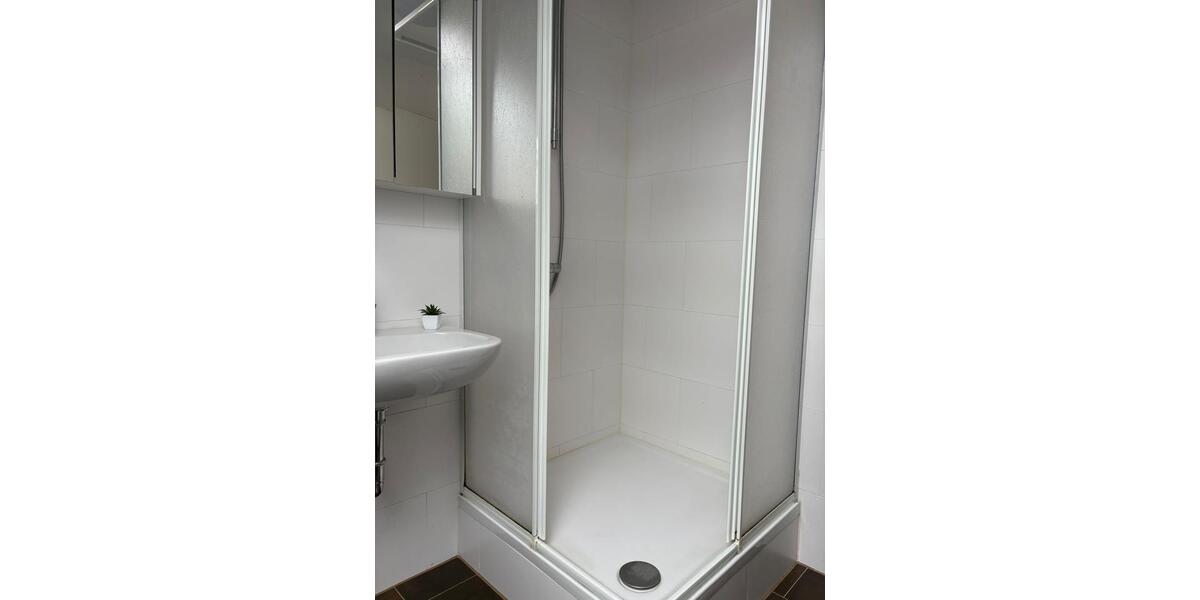 Dachgeschoßwohnung Westerstede - 1 Zimmer, 35 m&sup2;, 650&euro; | Angebot:26623609