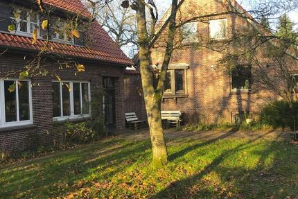 Einfamilienhaus mit großem Anbau für Atelier , Werkstatt o.ä. 5 zimmer