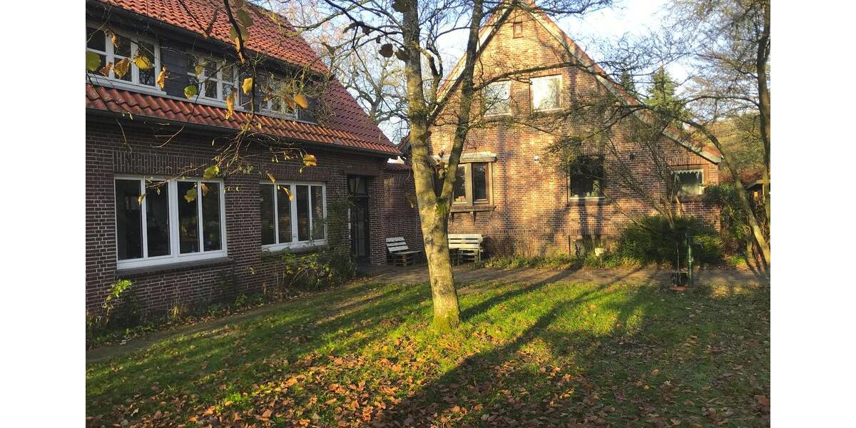 Einfamilienhaus mit großem Anbau für Atelier , Werkstatt o.ä. 5 zimmer