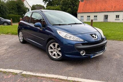 Peugeot 207 118.500 km 2.900 &euro; Ovelgönne 26939