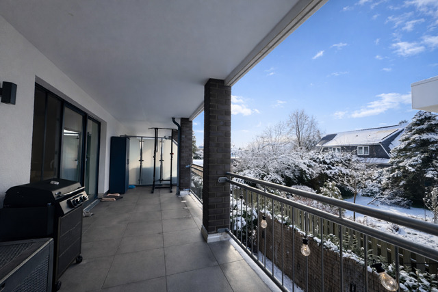 Neuwertige 2-Zimmer-Eigentumswohnung mit 35 m² Balkon, Aufzug & Stellplatz – zentral und ruhig in Oldenburg-Eversten 2 zimmer