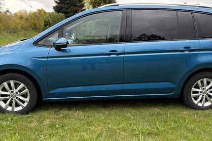 VW Touran 180.000 km 11.000 &euro; Großenkneten 26197