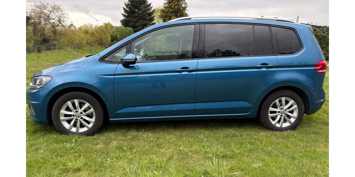 VW Touran 180.000 km 11.000 &euro; Großenkneten 26197