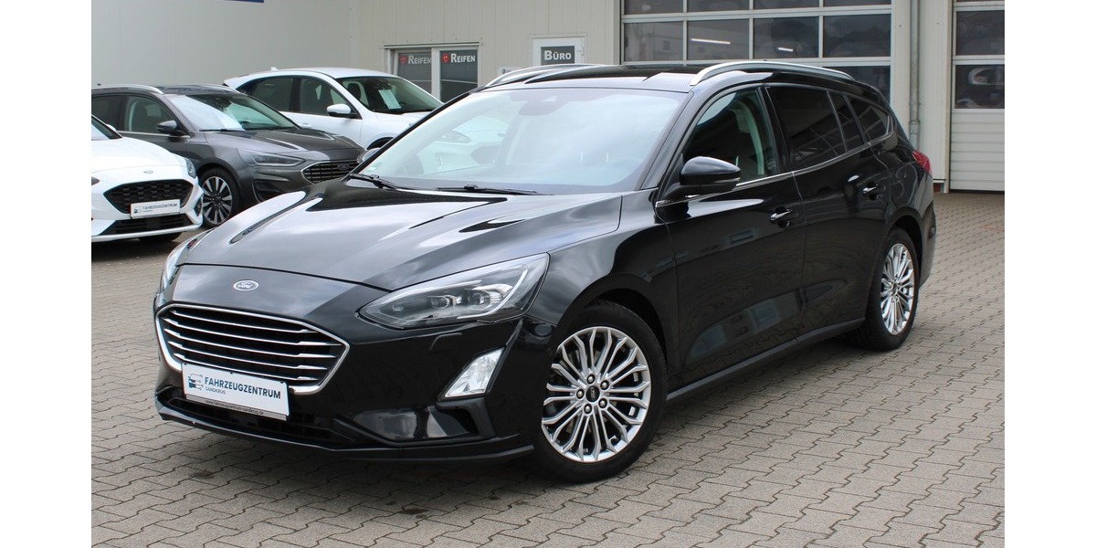 Ford Focus Titanium KLIMA/NAVI/SHZ/KAMERA/SPUR/ACC 134.213 km 10.990 &euro; Hatten 26209