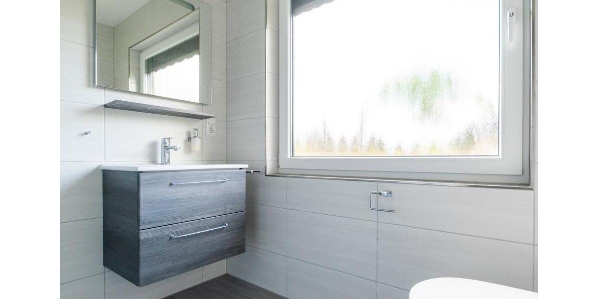 Charmanter Bungalow in Ofen mit Wintergarten, Garten und Garage – ideal zum Wohlfühlen! 4 zimmer