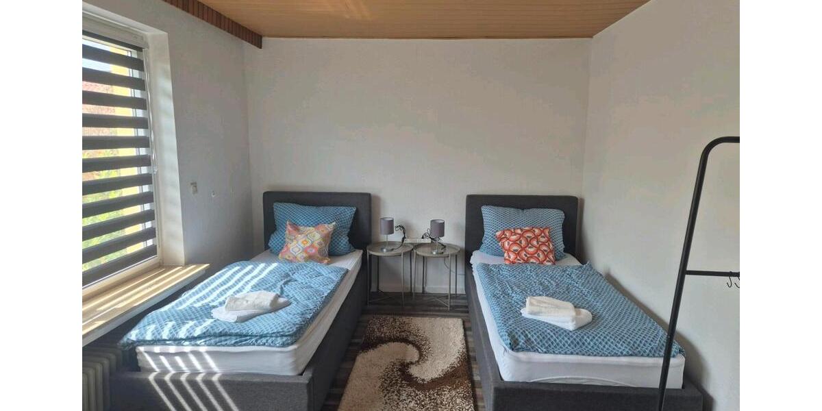 Bungalow Oldenburg Drielaker-Moor - 4 Zimmer, 120 m&sup2;, 1.500&euro; | Angebot:26004346