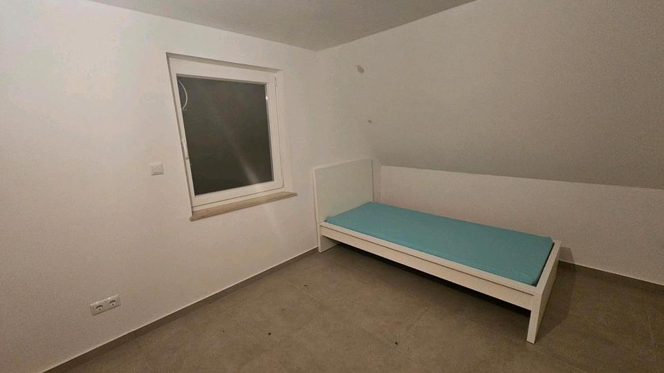 Einfamilienhaus Berne - 6 Zimmer, 140 m&sup2;, 1.250&euro; | Angebot:24878280