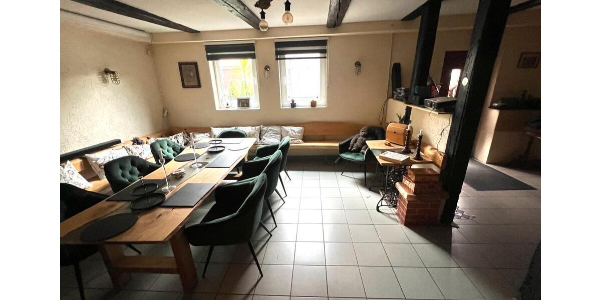 Mehrfamilienhaus, Wohnhaus Oldenburg Ziegelhof - 10 Zimmer, 202 m&sup2;, 189.500&euro; | Angebot:26037473