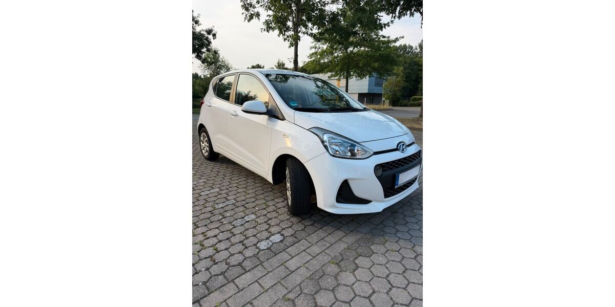 Hyundai i10 13.400 km 9.599 &euro; Oldenburg 26129