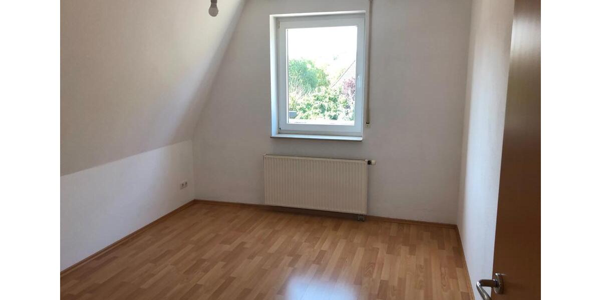 Dachgeschoßwohnung Delmenhorst - 2 Zimmer, 46 m&sup2;, 120.000&euro; | Angebot:26256149