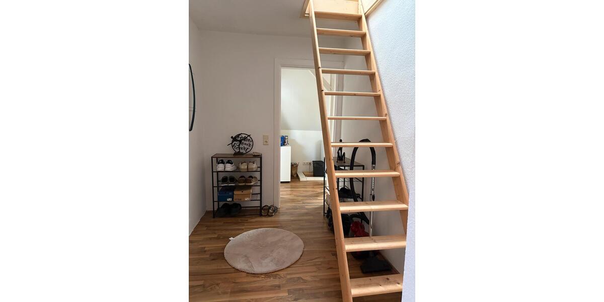 Dachgeschoßwohnung Delmenhorst Deichhorst - 2.5 Zimmer, 54 m&sup2;, 490&euro; | Angebot:25723881