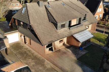 Zweifamilienhaus Doppelhaushälfte im Ortskern von Ganderkesee 8 zimmer