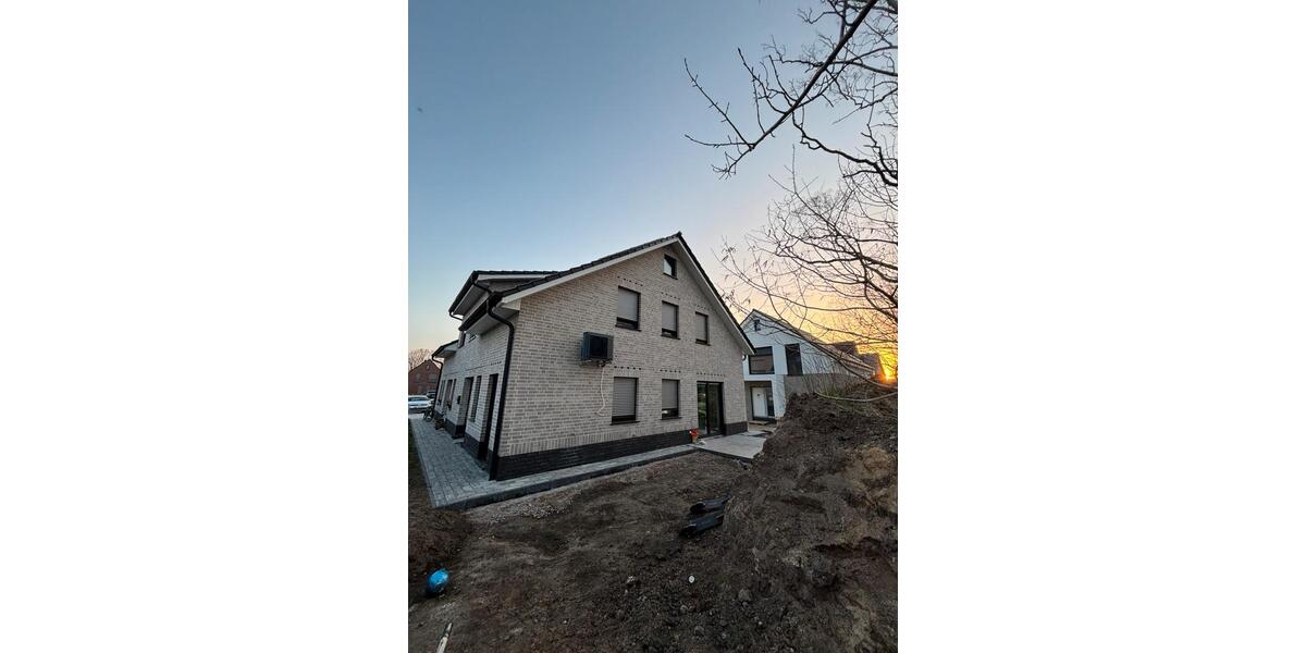 Doppelhaushälfte Oldenburg Ziegelhof - 4 Zimmer, 120 m&sup2;, 1.400&euro; | Angebot:26197216