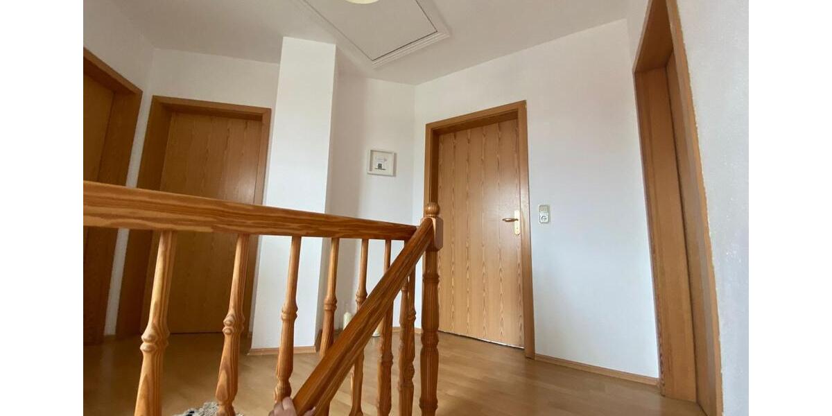 Doppelhaushälfte Apen - 4 Zimmer, 115 m&sup2;, 980&euro; | Angebot:26249357