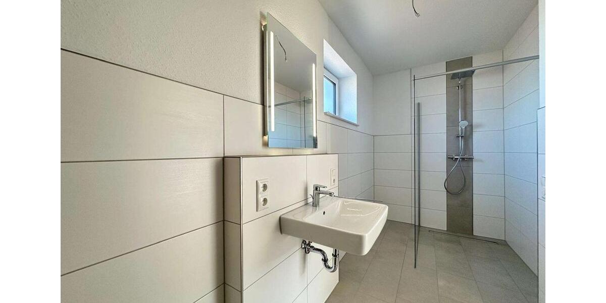 Einfamilienhaus Oldenburg Bürgeresch - 2 Zimmer, 65 m&sup2;, 1.100&euro; | Angebot:26012807