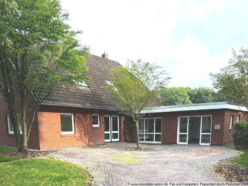 Haus zum Mieten in Westerstede 1.250 € 180 m²
