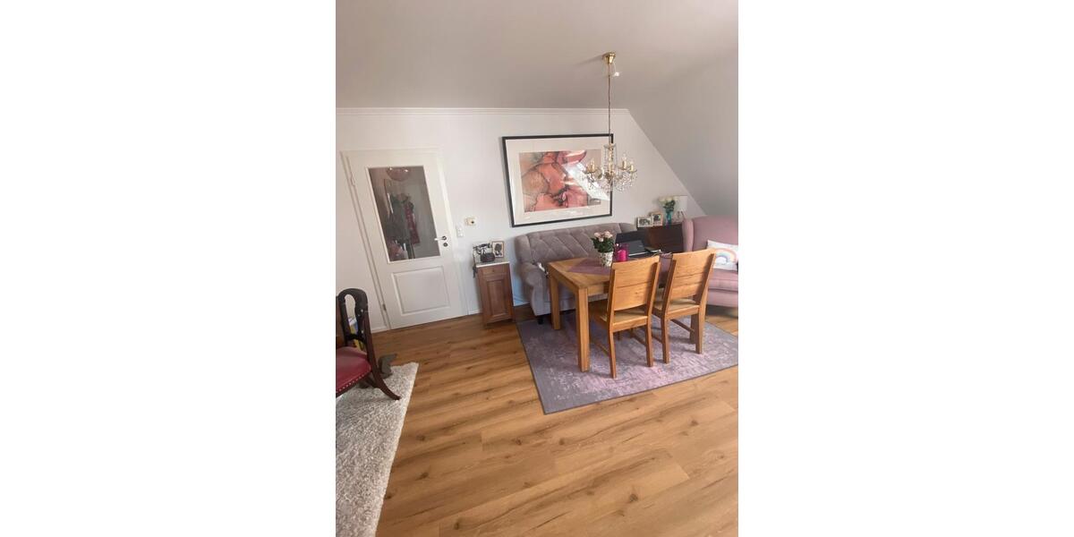 Dachgeschoßwohnung Rastede - 2 Zimmer, 61 m&sup2;, 199.000&euro; | Angebot:24826527