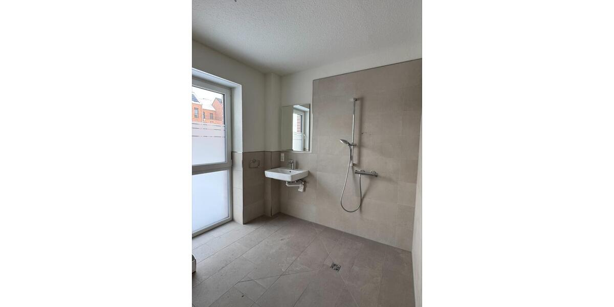 Erdgeschoßwohnung Oldenburg Alexandersfeld - 3 Zimmer, 96 m&sup2;, 1.435&euro; | Angebot:24794887