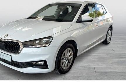Skoda Fabia 24.211 km 17.477 &euro; Oldenburg 26135