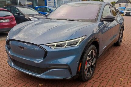 Ford Mustang Mach-E 9.999 km 41.990 € Hude 27798