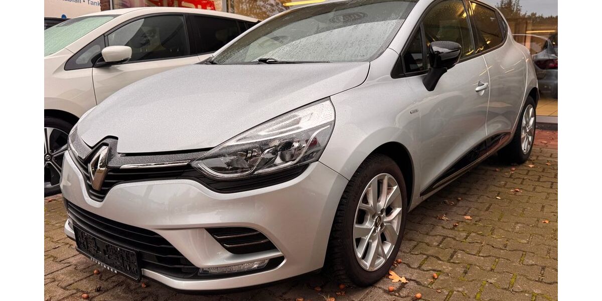 Renault Clio 33.000 km 12.990 € Oldenburg 26125