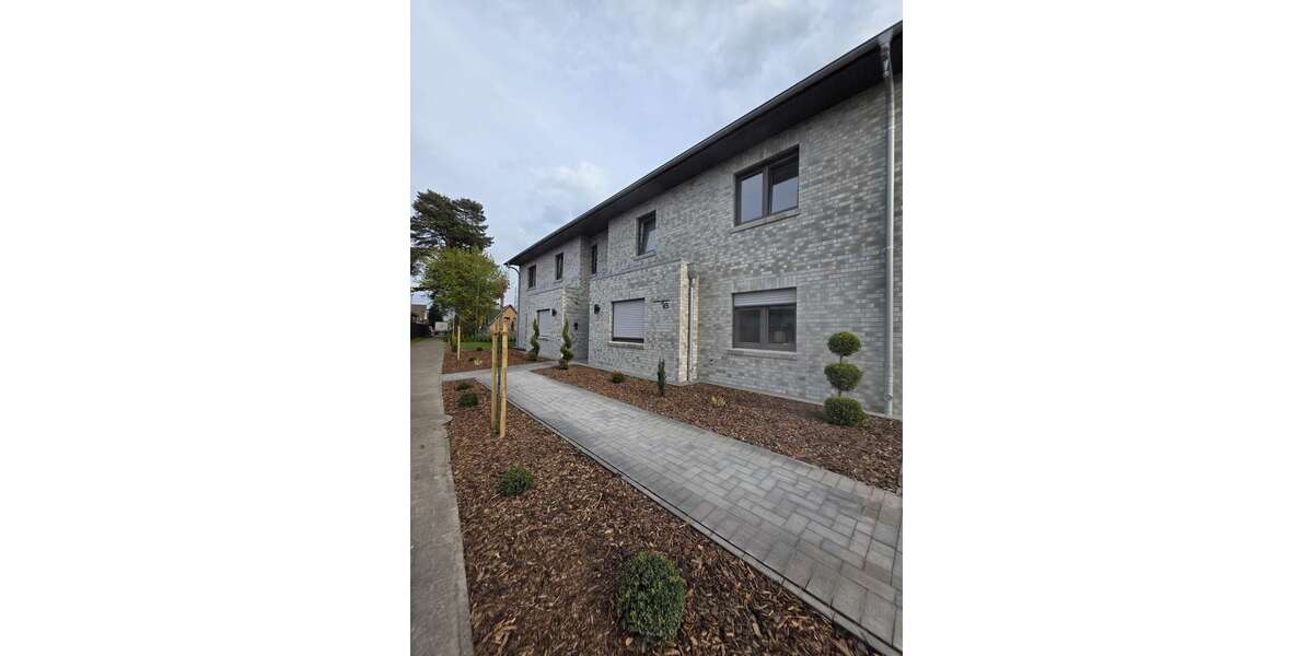 Etagenwohnung Garrel - 3 Zimmer, 78 m&sup2;, 858&euro; | Angebot:26856393