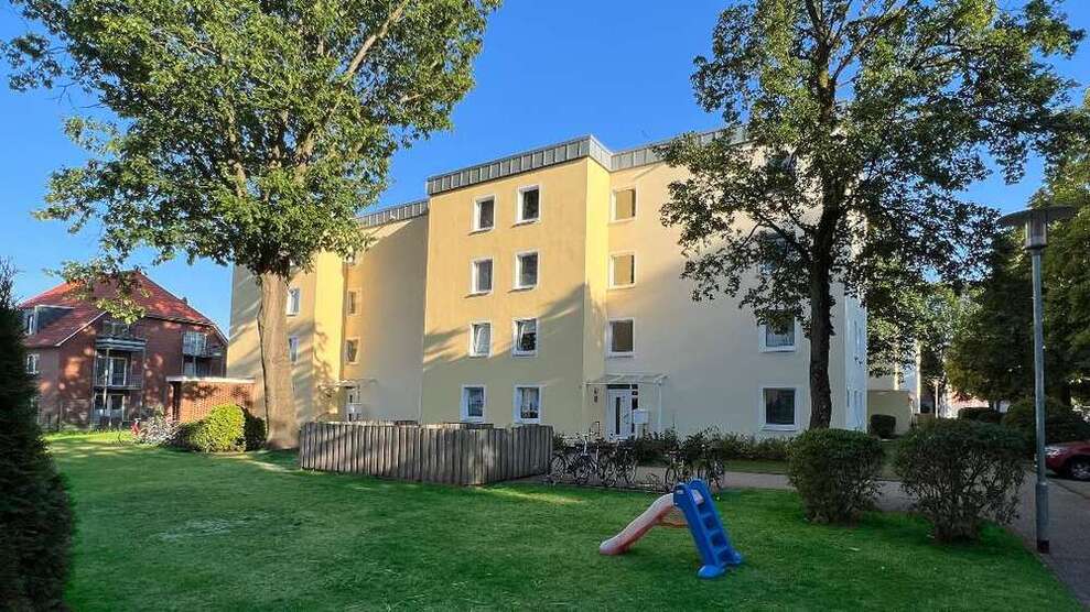 Wohnung zum Mieten in Oldenburg 332,72 € 65.62 m²