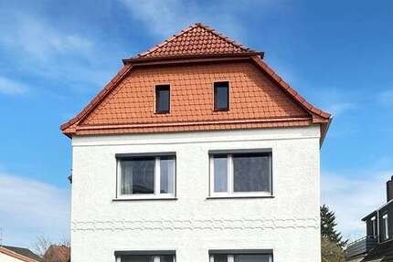 Haus Delmenhorst Deichhorst - 9 Zimmer, 241 m&sup2;, 568.000&euro; | Angebot:26050316