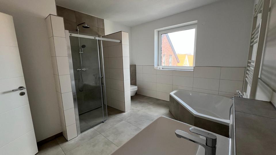 Einfamilienhaus Edewecht - 5 Zimmer, 158 m&sup2;, 1.785&euro; | Angebot:26313199