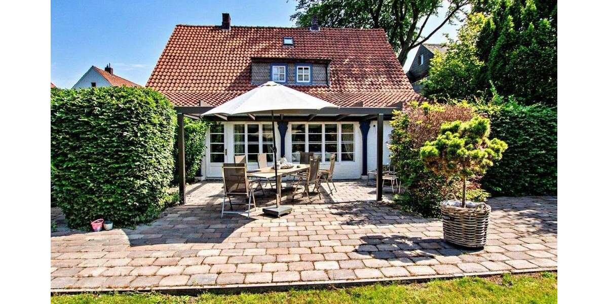 Einfamilienhaus Delmenhorst Mitte - 6 Zimmer, 230 m&sup2;, 669.000&euro; | Angebot:25798701