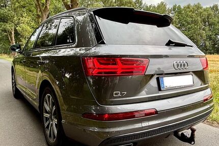 Audi Q7 144.100 km 37.500 € Friesoythe 26169