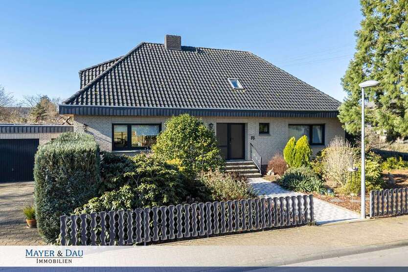 Haus zum Kaufen in Bad Zwischenahn 450.000 € 222 m²