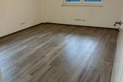 Büroraum (18 m2) am Stadtrand von Oldenburg (Petersfehn I) - TOP! zimmer