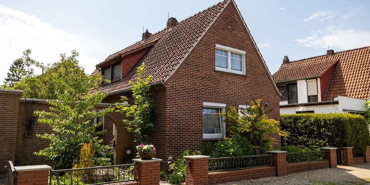 Einfamilienhaus Ganderkesee - 5 Zimmer, 120 m&sup2;, 222.000&euro; | Angebot:26890996