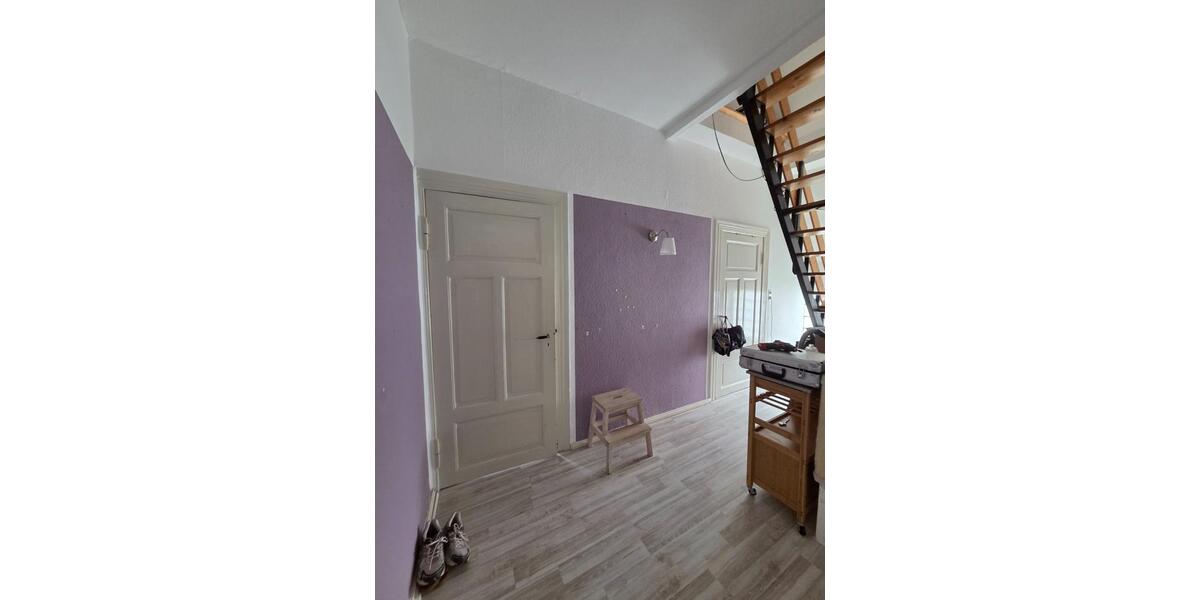 Dachgeschoßwohnung Oldenburg Ziegelhof - 4 Zimmer, 86 m&sup2;, 700&euro; | Angebot:25122116