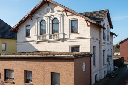 MFH 3 WOHNUNGEN IM ZENTRUM IN ELSFLETH 13 zimmer