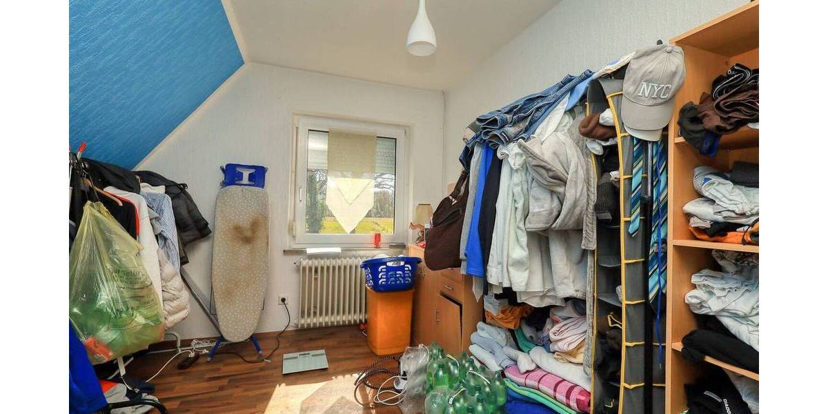Mehrfamilienhaus, Wohnhaus Westerstede Howiek - 8 Zimmer, 187 m&sup2;, 335.000&euro; | Angebot:26345997
