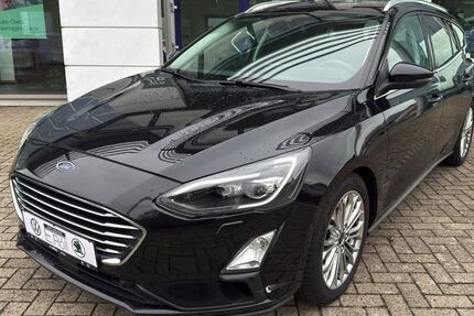 Ford Focus 116.000 km 11.950 &euro; Brake / Unterweser 26919