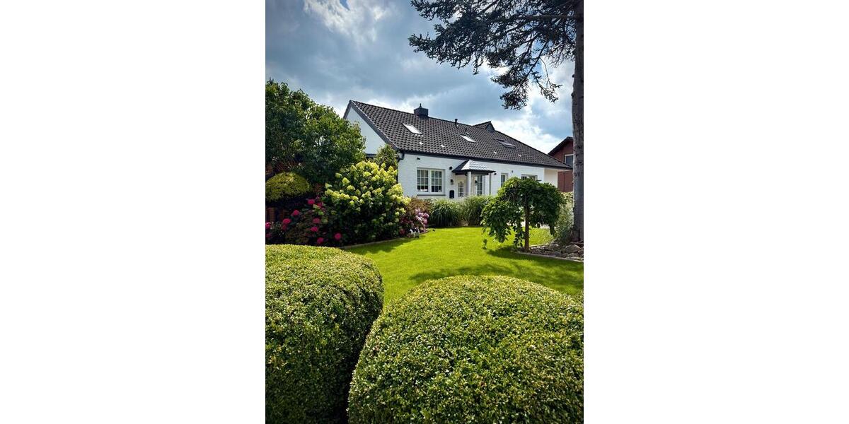 Mehrfamilienhaus, Wohnhaus Bad Zwischenahn - 9 Zimmer, 280 m&sup2;, 850.000&euro; | Angebot:27092338