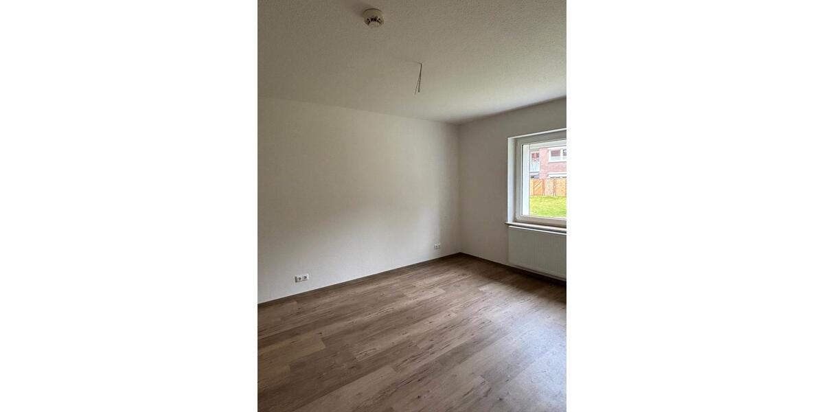Hochparterre Bad Zwischenahn - 3 Zimmer, 66 m&sup2;, 409&euro; | Angebot:26346360