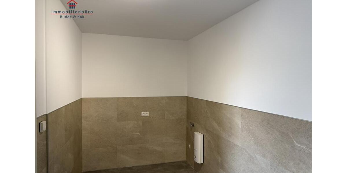 Doppelhaushälfte Friesoythe - 7 Zimmer, 233 m&sup2;, 1.500&euro; | Angebot:26247200