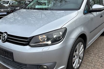 VW Touran 298.500 km 3.999 &euro; Oldenburg 26129