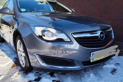 Opel Insignia 128.000 km 9.200 &euro; Varel 26316