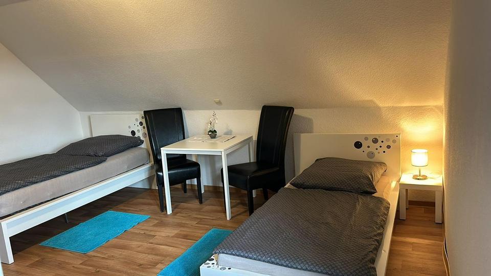 Dachgeschoßwohnung Bösel - 3 Zimmer, 20 m&sup2;, 20&euro; | Angebot:25342412
