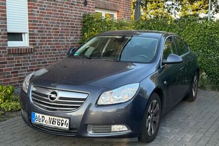 Opel Insignia 226.500 km 3.200 &euro; Bösel 26219