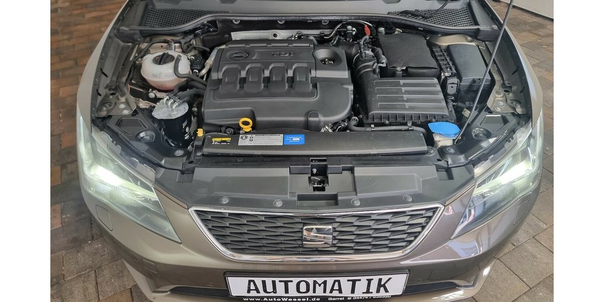 Seat Leon ST Style LED Navi DSG PDC 2.Hand 159.000 km 11.450 &euro; Garrel 49681