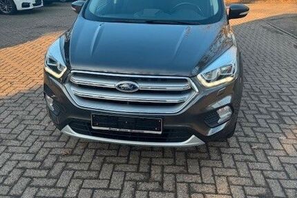 Ford Kuga 93.621 km 16.900 &euro; Oldenburg 26125