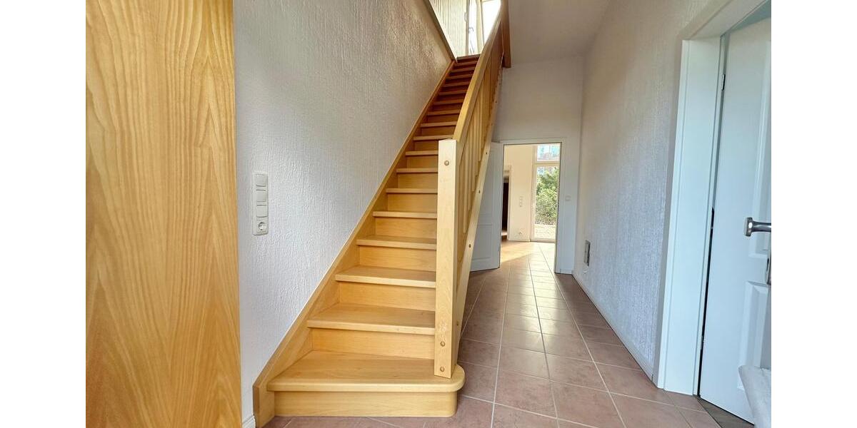 Einfamilienhaus Westerstede - 6 Zimmer, 167 m&sup2;, 1.350&euro; | Angebot:23617306