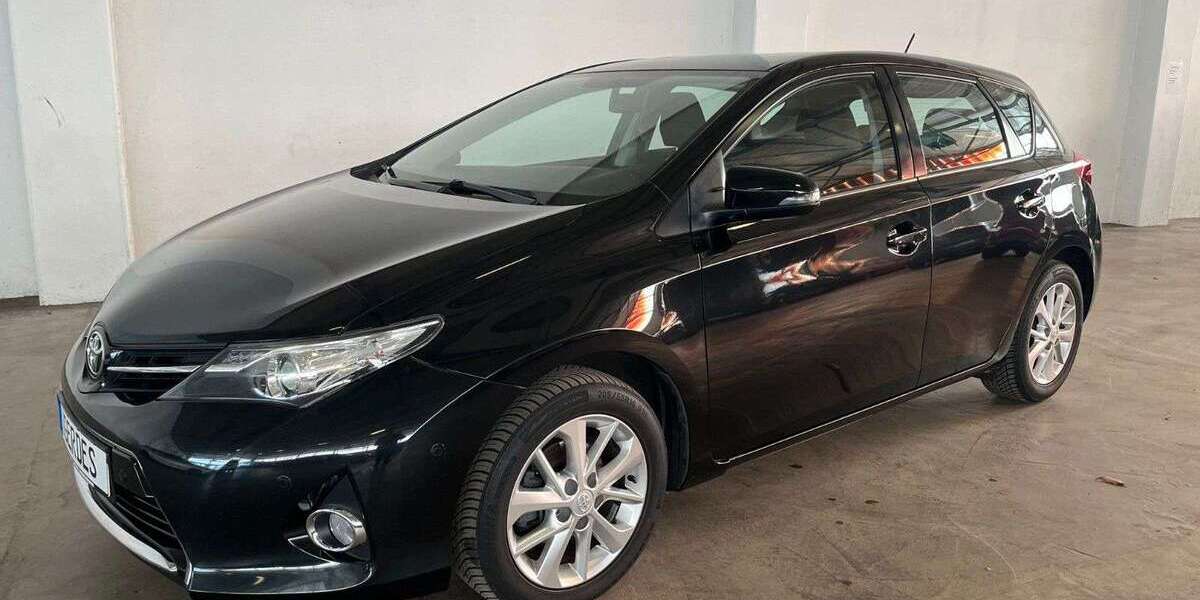 Toyota Auris 146.950 km 9.690 &euro; Delmenhorst 27751